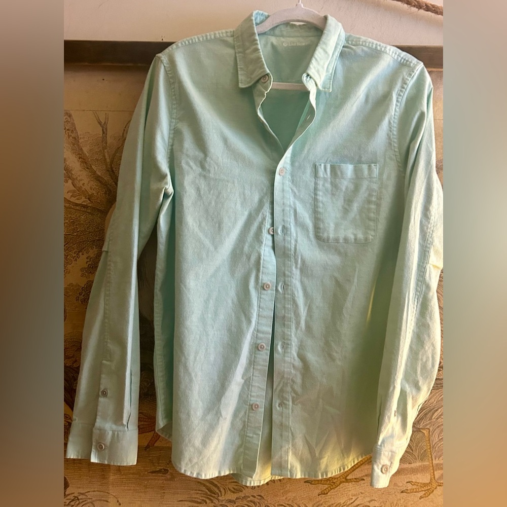 * Lululemon Minty Pastel Green Button Front Shirt see measurements *